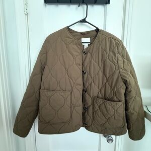 H&M Quilted Puffer Jacket in Olive Green